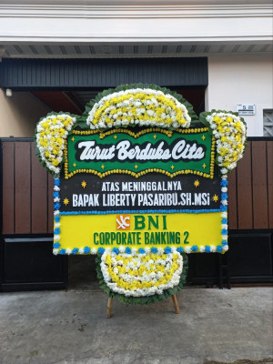 Papan Bunga Duka di Rimba Melintang